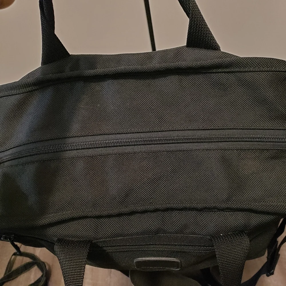 Tumi Nylon Messenger Bag With Shoulder‎ Strap Color Black